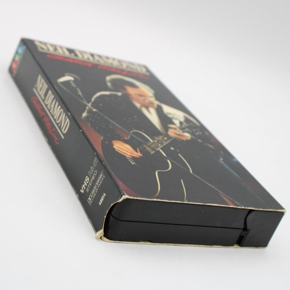 Neil Diamond Greatest Hits Live VHS CMV 19V-49014 - Picture 8 of 9